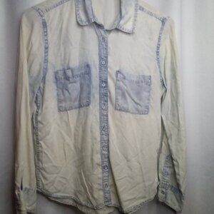 Aeropostale Button Up Shirt M Women Acid Wash Long Sleeve Pockets